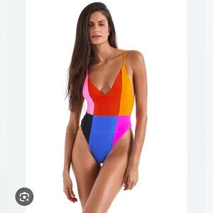 NWT. Oneone swimwear Kim One Piece Malvinas XL/ Full bottom coverage.